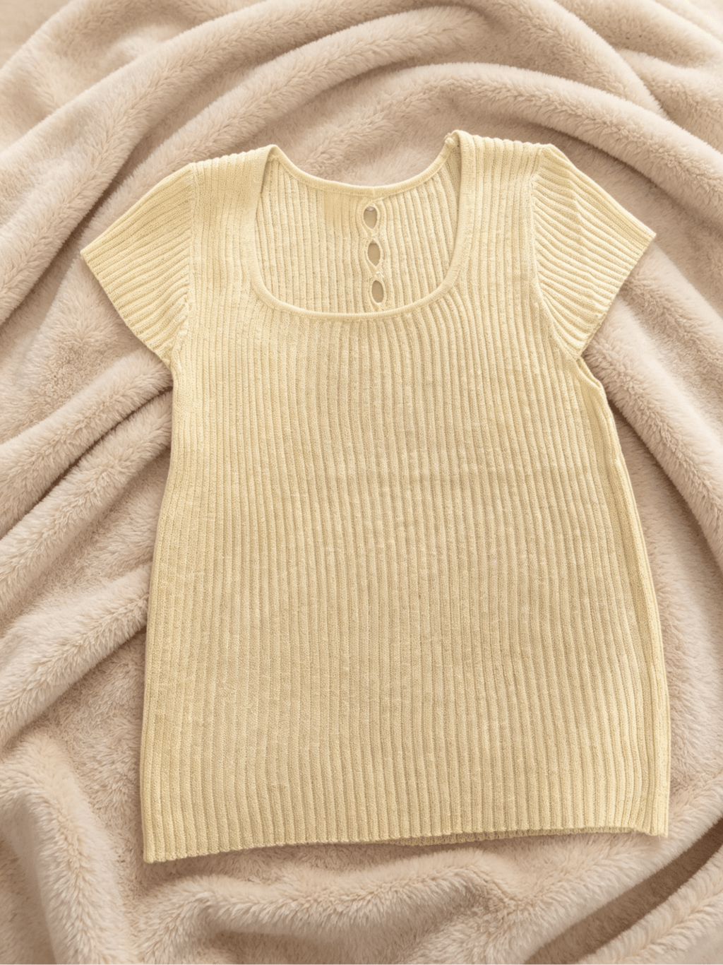 Ribbed Slim Fit Knit Top | Back Button Detail | 3 Colors Mixed | One Size | MOQ 50pcs Wholesale - Y2K Girlstyle