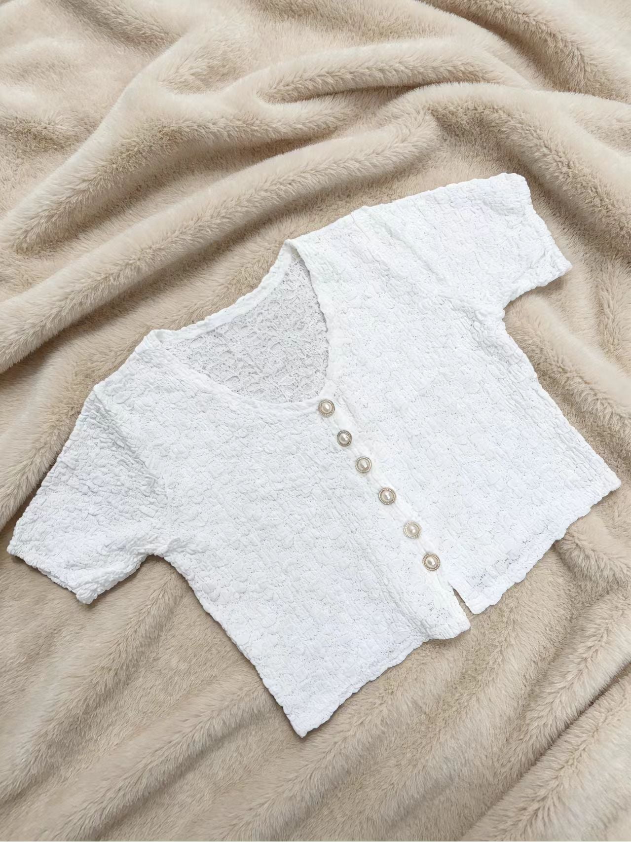 Y2K Pearl Button Floral Knit Crop Top | 3 Color Mix | MOQ 50pcs - Y2K Girlstyle